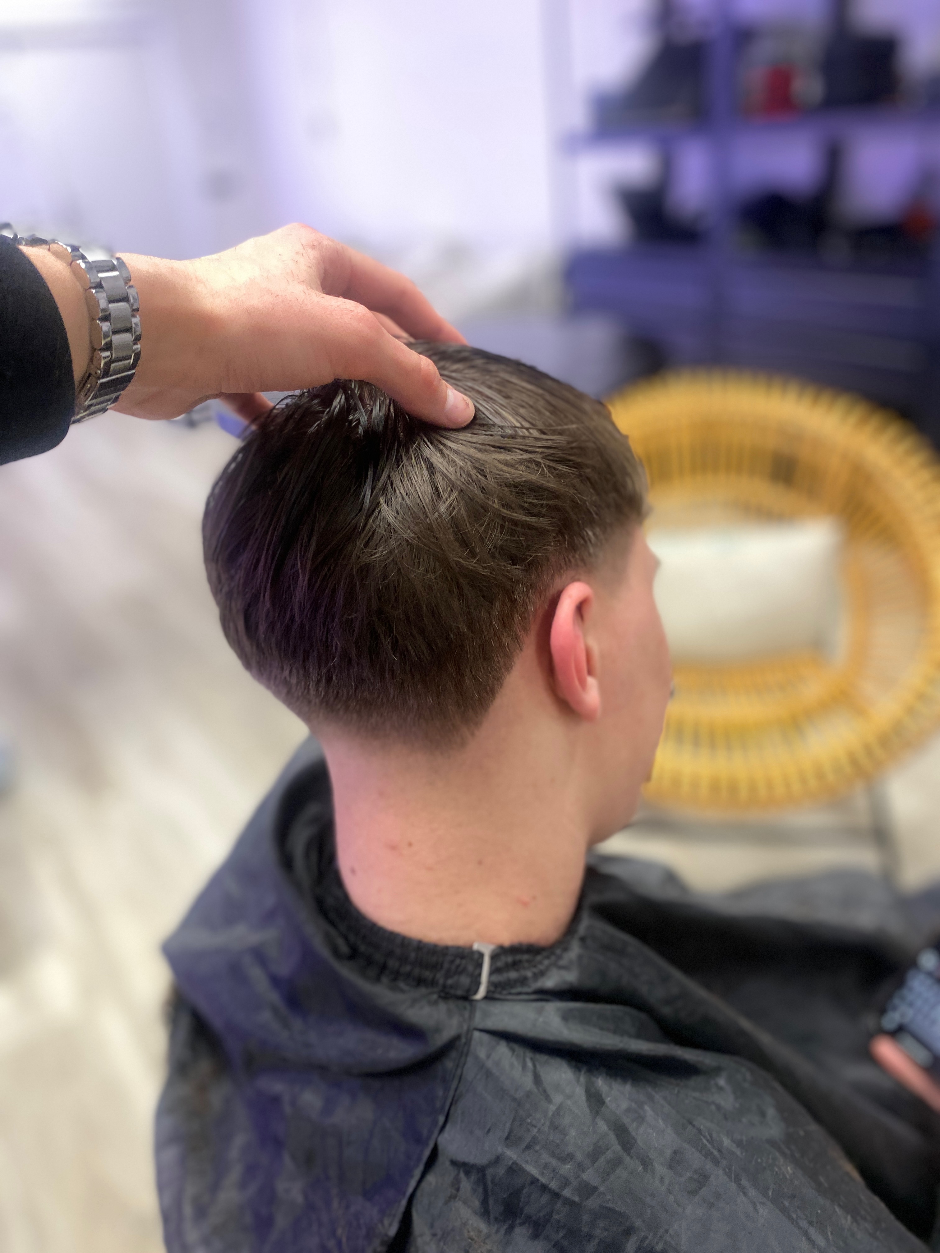 Professionele kappersbehandeling door BarberMatthew